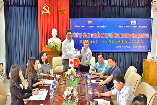 LỄ KÝ KẾT HỢP TÁC ĐÀO TẠO NGUỒN NHÂN SỰ QUỐC TẾ VÀ CUNG ỨNG LAO ĐỘNG TẠI NHẬT BẢN.