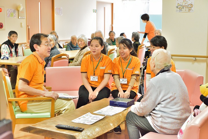 CÔNG TY U INTERNATIONAL HUMAN LÀM VIỆC CÙNG NHẬT BÁO YOMIURI TẠI NHẬT BẢN