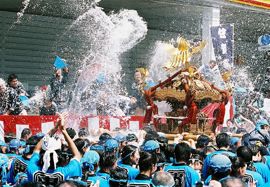 LỄ HỘI FUKAGAWA HACHIMAN