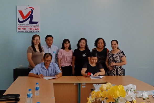 BUỔI KÝ KẾT HỢP ĐỒNG LIÊN KẾT ĐÀO TẠO NGUỒN LAO ĐỘNG LÀM VIỆC CÓ THỜI HẠN TẠI NHẬT BẢN