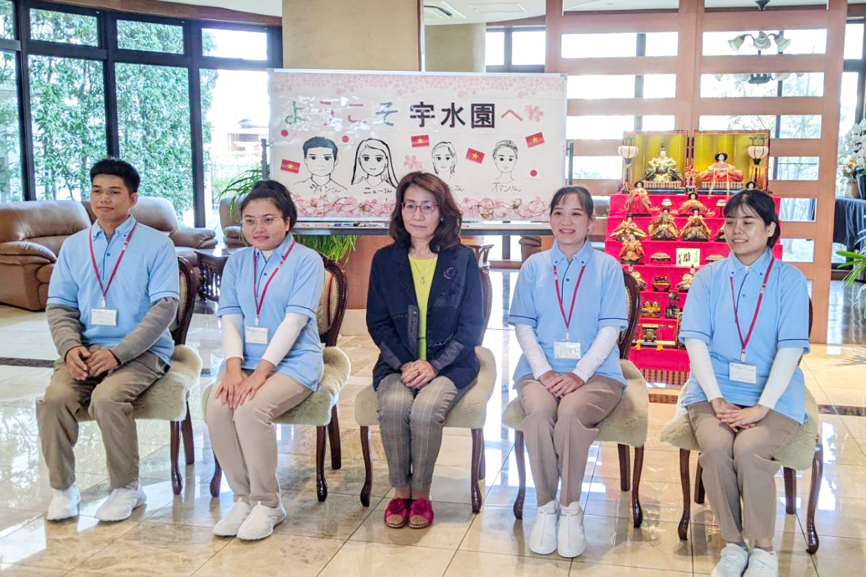 Chào mừng ngày đầu tiên đi làm tại Viện dưỡng lão tỉnh Oita